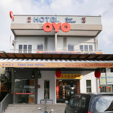 Oyo 89915 East Mount Hotel Kukup Dış mekan fotoğraf