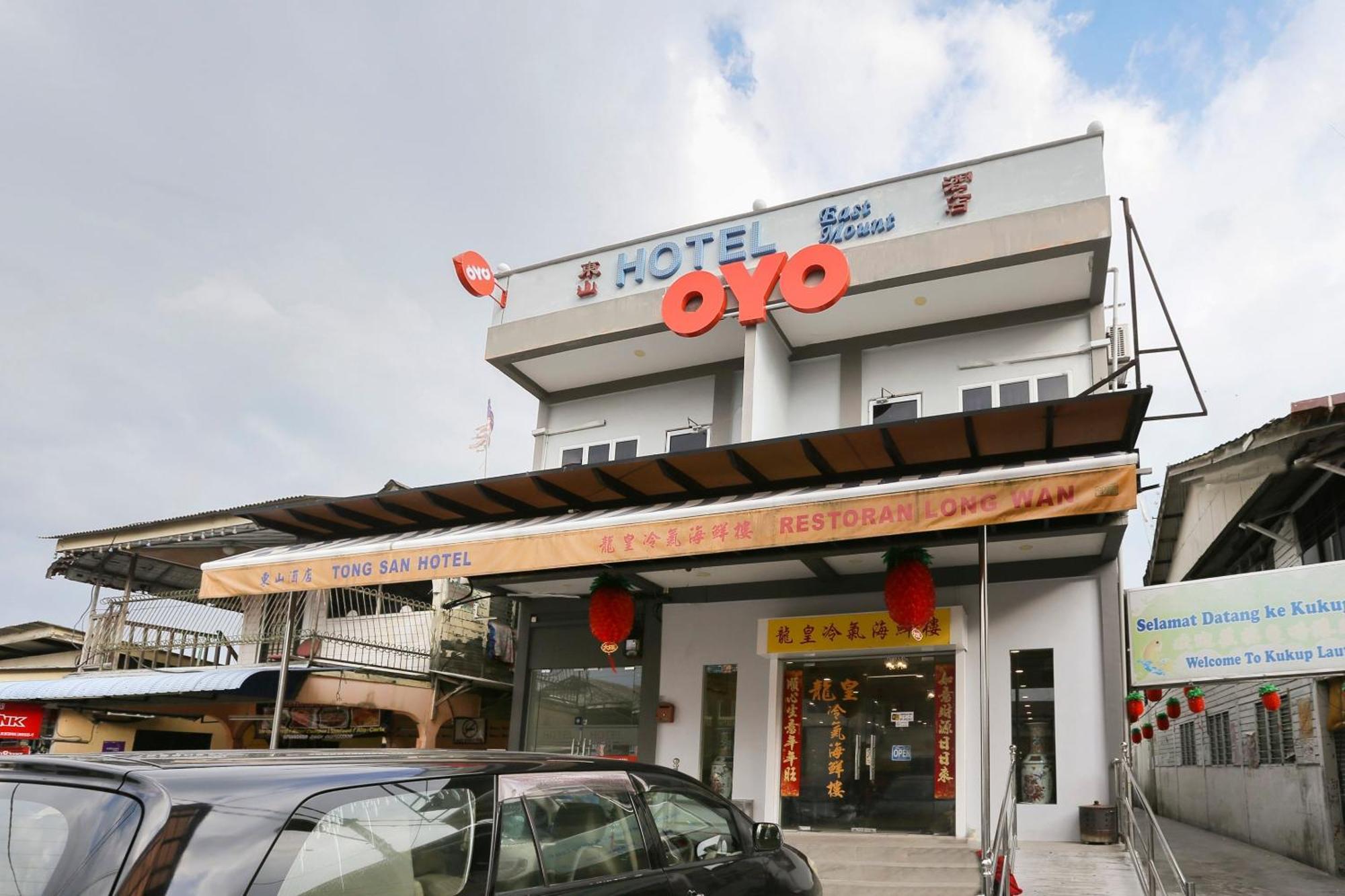 Oyo 89915 East Mount Hotel Kukup Dış mekan fotoğraf
